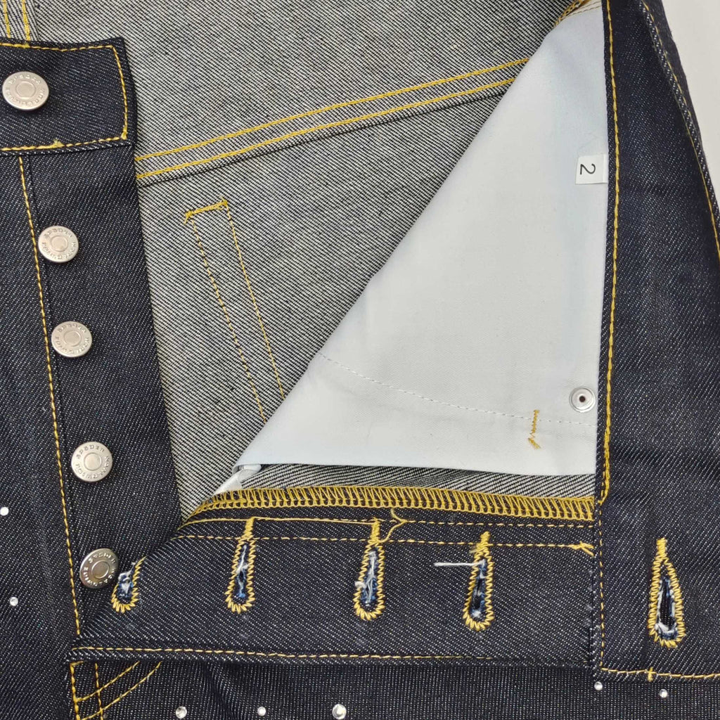 SP5DER RHINESTONES SHORTS