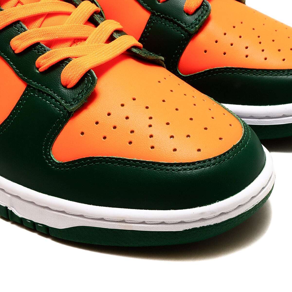 Nike Dunk Low “gorge green and total orange”