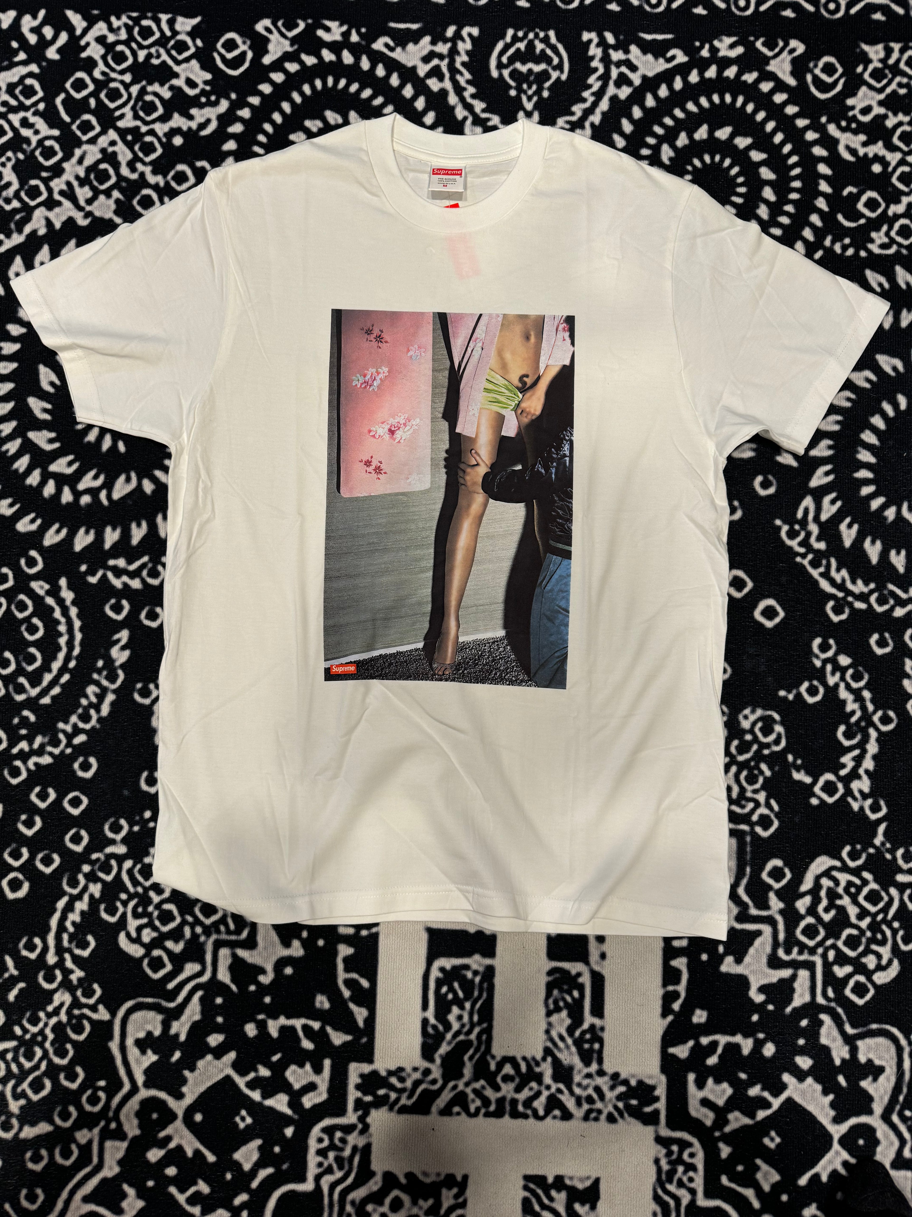 SUPREME TEE #33 (ONLINE EXCLUSIVE)