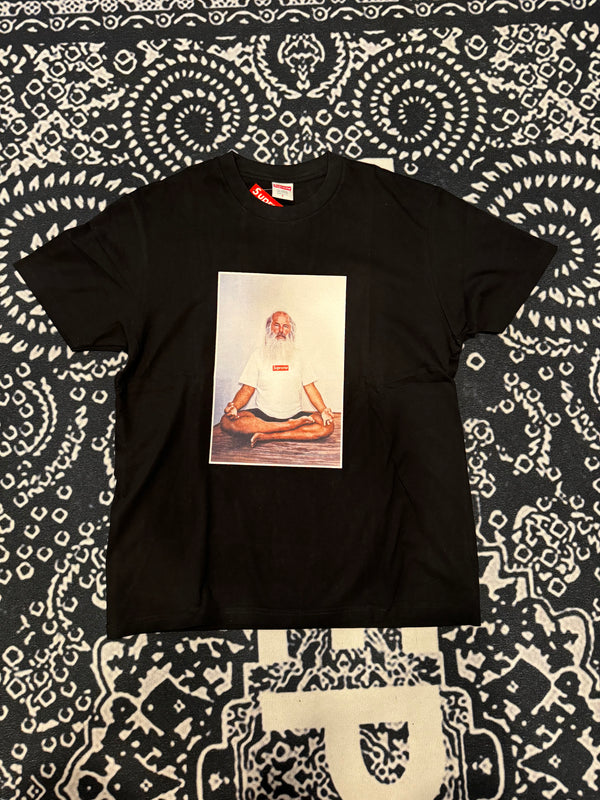 SUPREME TEE  #32 (ONLINE EXCLUSIVE)