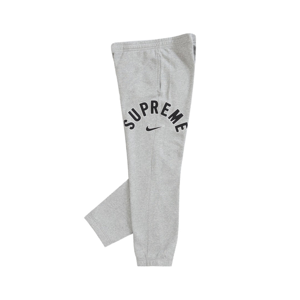 SUPREME X NIKE — SWEATPANTS GRAY